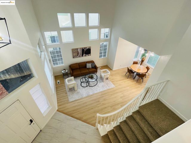 2117 Mark Twain Dr, Antioch, CA 94531