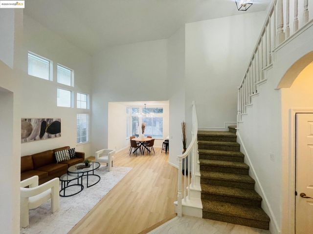 2117 Mark Twain Dr, Antioch, CA 94531