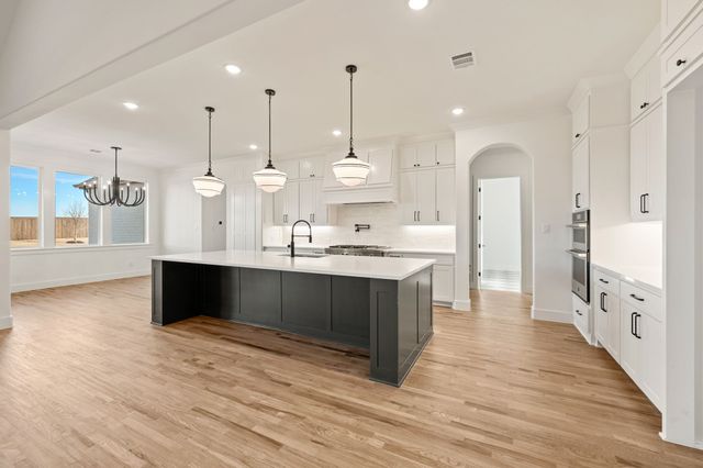 404 Broadmoor Drive, Haslet, TX 76052