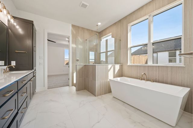 404 Broadmoor Drive, Haslet, TX 76052