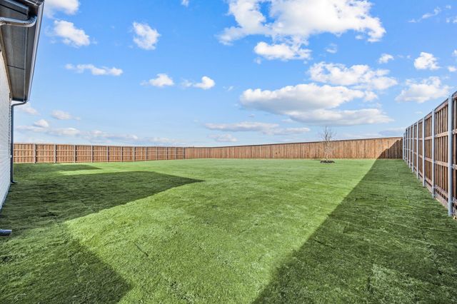 404 Broadmoor Drive, Haslet, TX 76052