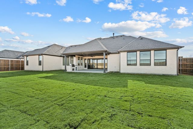 404 Broadmoor Drive, Haslet, TX 76052