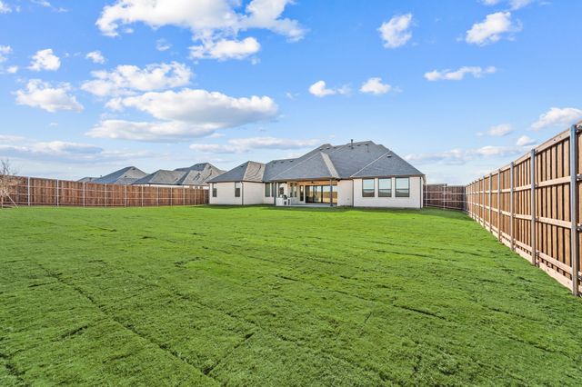 404 Broadmoor Drive, Haslet, TX 76052