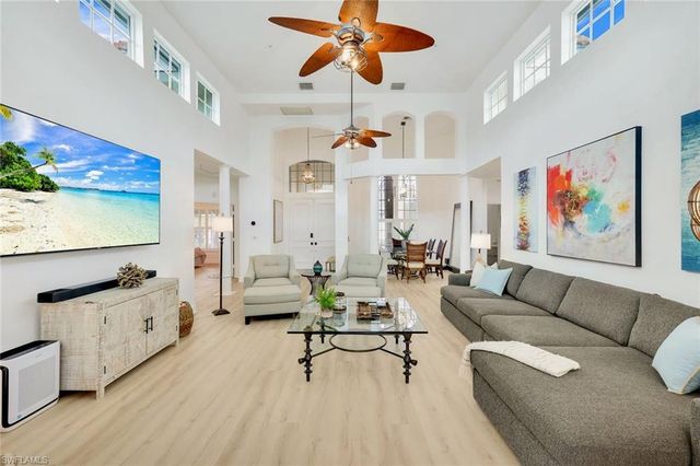 3710 Rachel LN, Naples, FL 34103