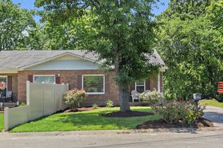 684 Dutchmans Dr, Hermitage, TN 37076