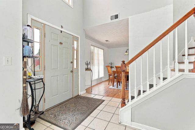 12198 Crestwood Court, Fayetteville, GA 30215