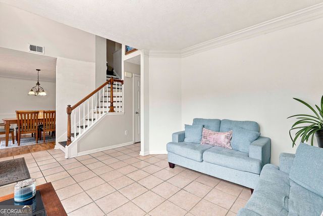 12198 Crestwood Court, Fayetteville, GA 30215
