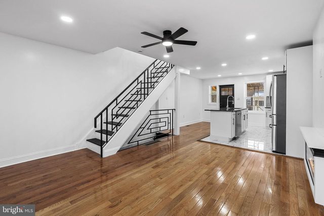 2552 S 68TH ST, Philadelphia, PA 19142