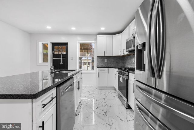 2552 S 68TH ST, Philadelphia, PA 19142