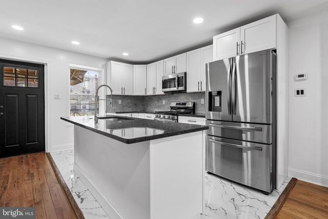 2552 S 68TH ST, Philadelphia, PA 19142