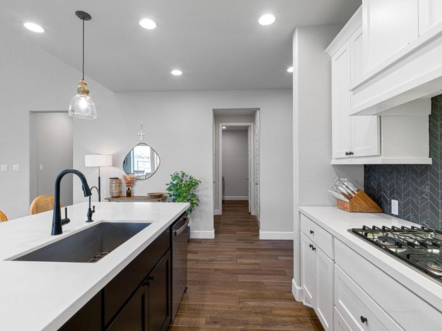 608 Malibu Pines Drive, Katy, TX 77493