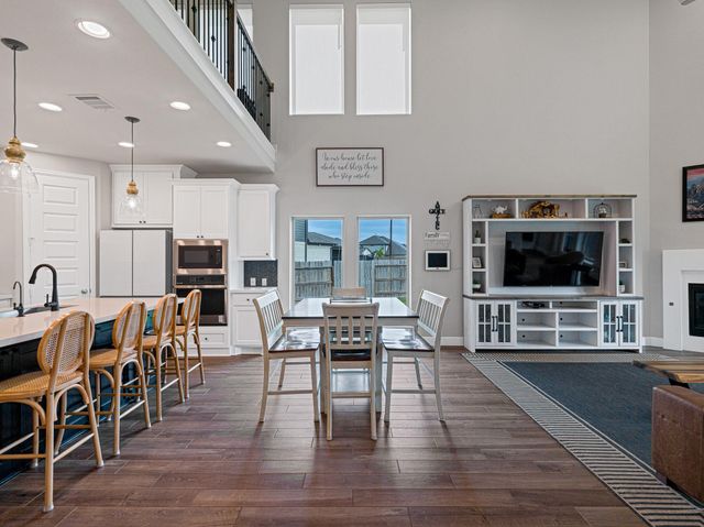 608 Malibu Pines Drive, Katy, TX 77493