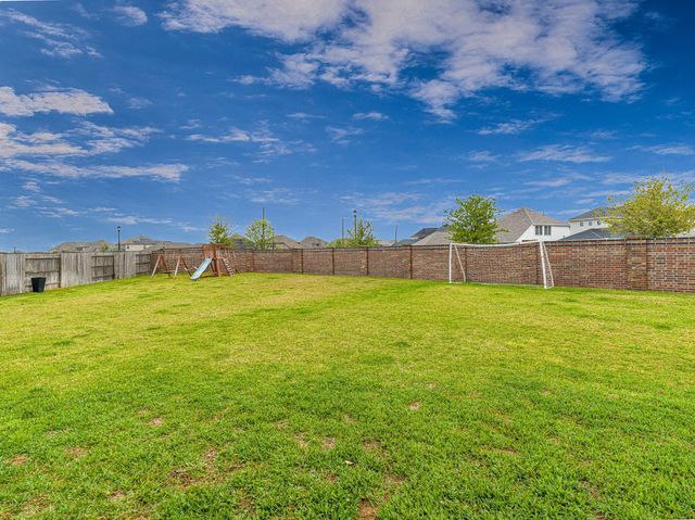 608 Malibu Pines Drive, Katy, TX 77493