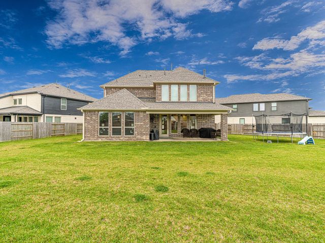 608 Malibu Pines Drive, Katy, TX 77493