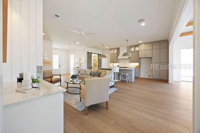 742 Azalea Dr, Hardeeville, SC 29927