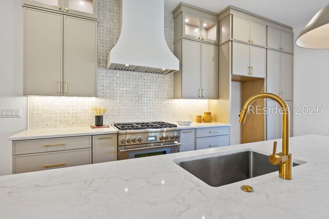 742 Azalea Dr, Hardeeville, SC 29927