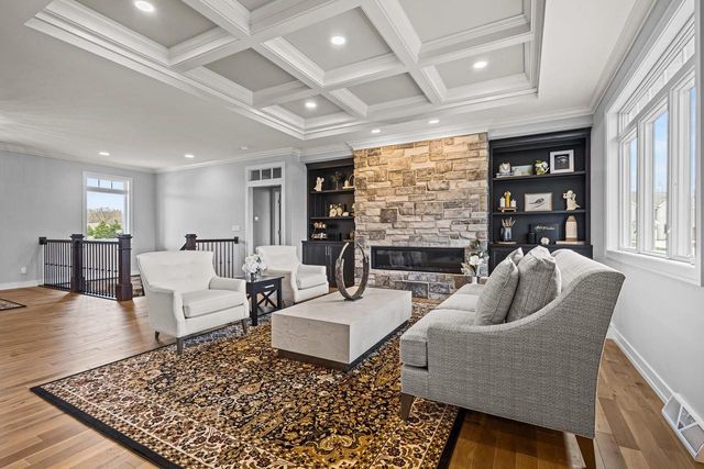 2685 CREEKWOOD CIRCLE, Green Bay, WI 54311