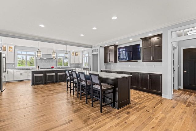 2685 CREEKWOOD CIRCLE, Green Bay, WI 54311
