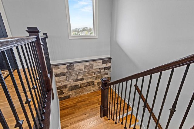 2685 CREEKWOOD CIRCLE, Green Bay, WI 54311