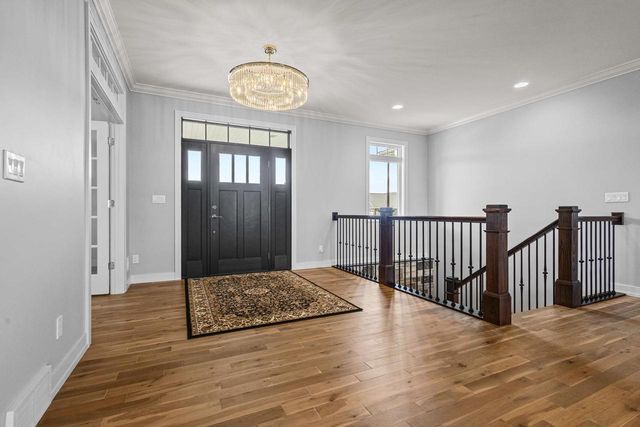 2685 CREEKWOOD CIRCLE, Green Bay, WI 54311