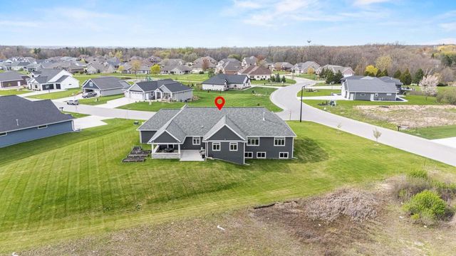 2685 CREEKWOOD CIRCLE, Green Bay, WI 54311
