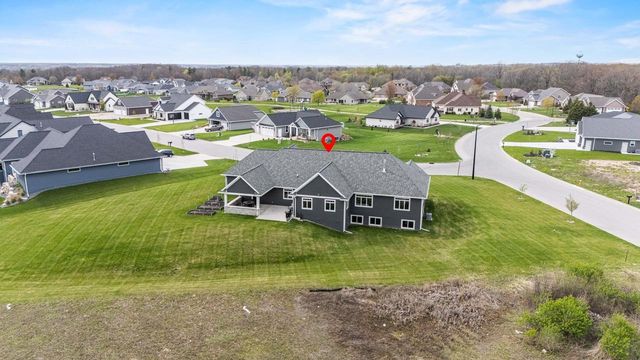 2685 CREEKWOOD CIRCLE, Green Bay, WI 54311