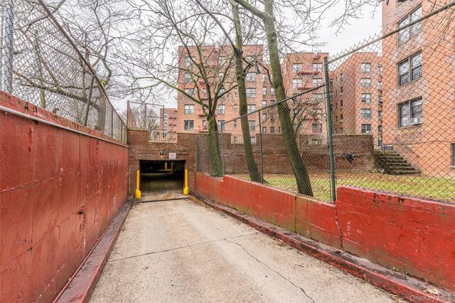 15025 72nd Road 5K, Kew Garden Hills, NY 11367