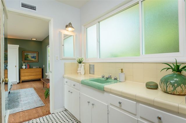 1466 Tulane Road, Claremont, CA 91711