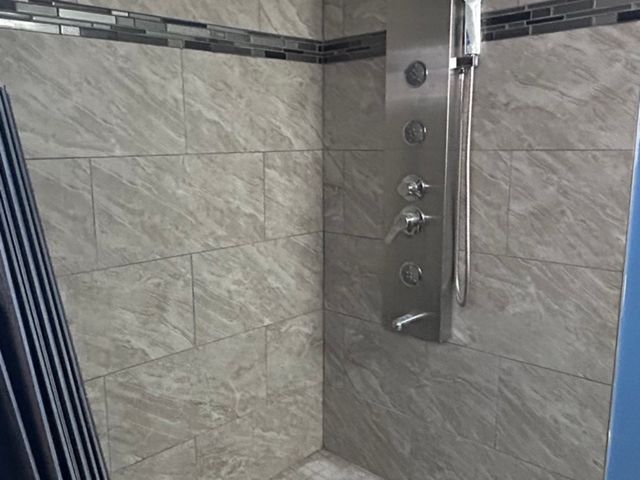 12211 S Lafayette Avenue, Chicago, IL 60628