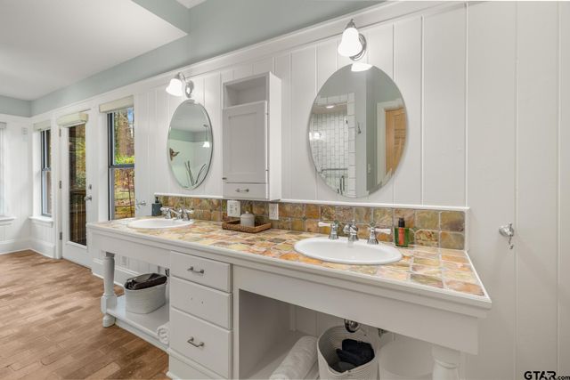 249 South Shore Dr, Scroggins, TX 75480