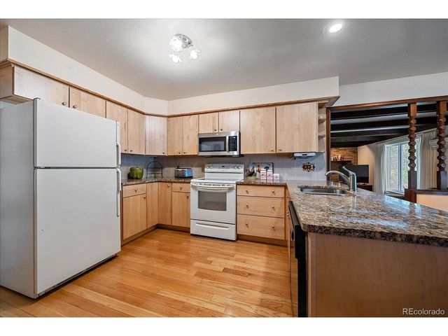 3121 Oak St, Lakewood, CO 80215