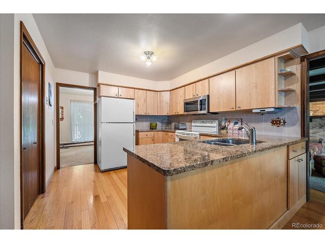 3121 Oak St, Lakewood, CO 80215