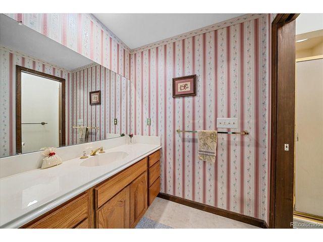 3121 Oak St, Lakewood, CO 80215