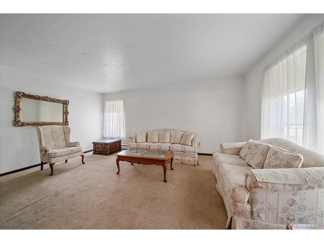 3121 Oak St, Lakewood, CO 80215