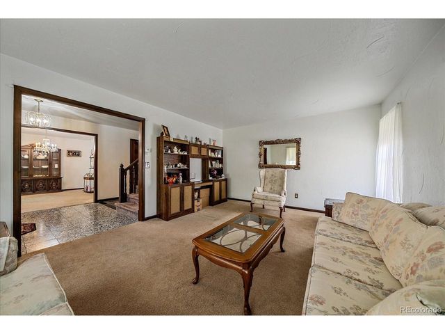 3121 Oak St, Lakewood, CO 80215