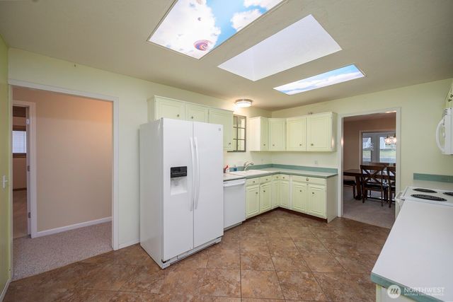 61 NE Pelican Place, Moses Lake, WA 98837