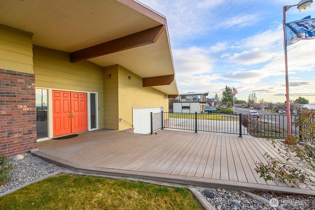 61 NE Pelican Place, Moses Lake, WA 98837