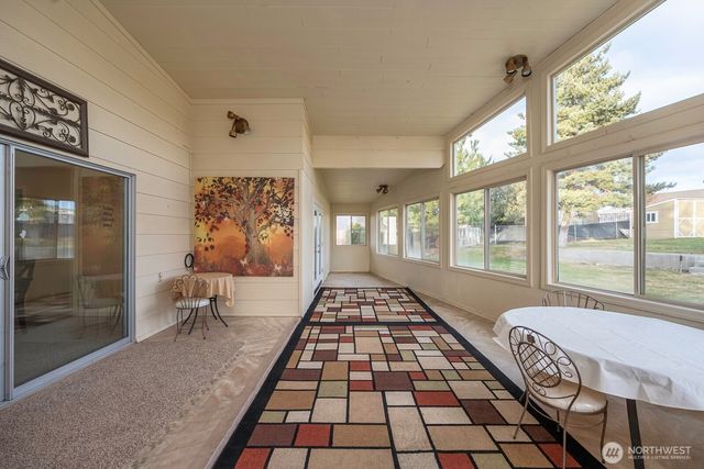 61 NE Pelican Place, Moses Lake, WA 98837