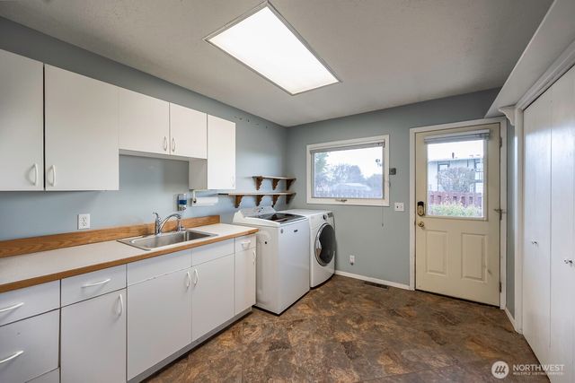 61 NE Pelican Place, Moses Lake, WA 98837