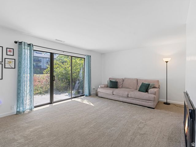 4570 S WOODDUCK LN, Millcreek, UT 84117