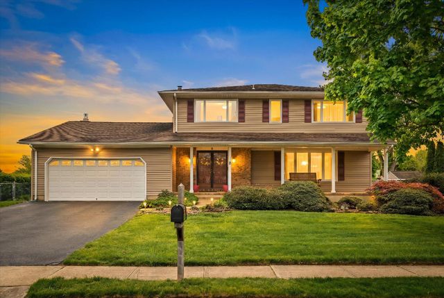 5 RAY DWIER DR, Hamilton, NJ 08690