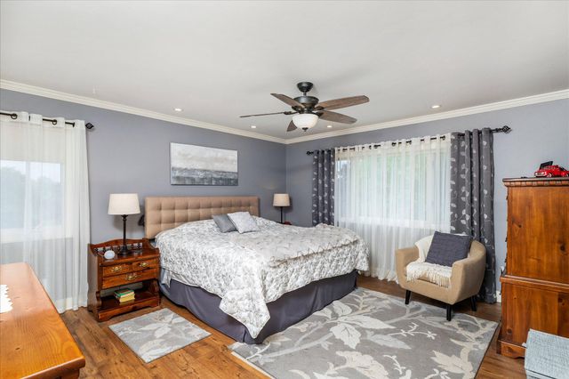 5 RAY DWIER DR, Hamilton, NJ 08690