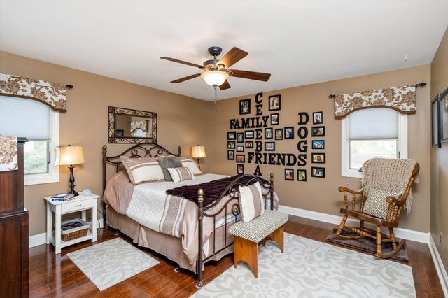 5 RAY DWIER DR, Hamilton, NJ 08690