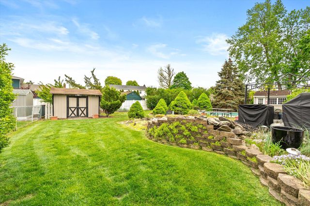 5 RAY DWIER DR, Hamilton, NJ 08690