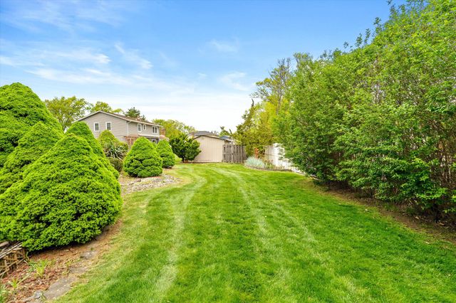 5 RAY DWIER DR, Hamilton, NJ 08690