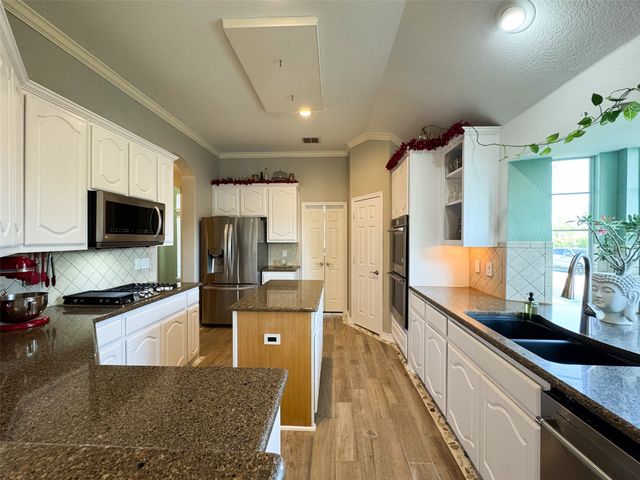 14001 Zippo Way, Fort Worth, TX 76052