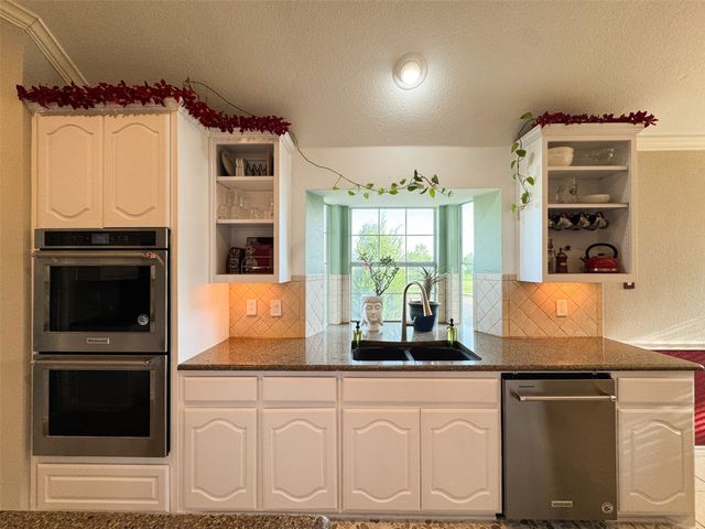 14001 Zippo Way, Fort Worth, TX 76052