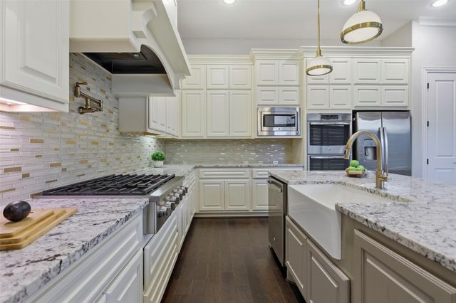 1917 Potomac Drive C, Houston, TX 77057