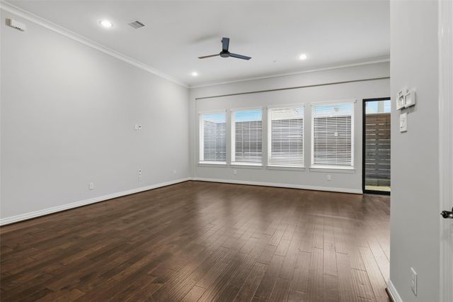 1917 Potomac Drive C, Houston, TX 77057