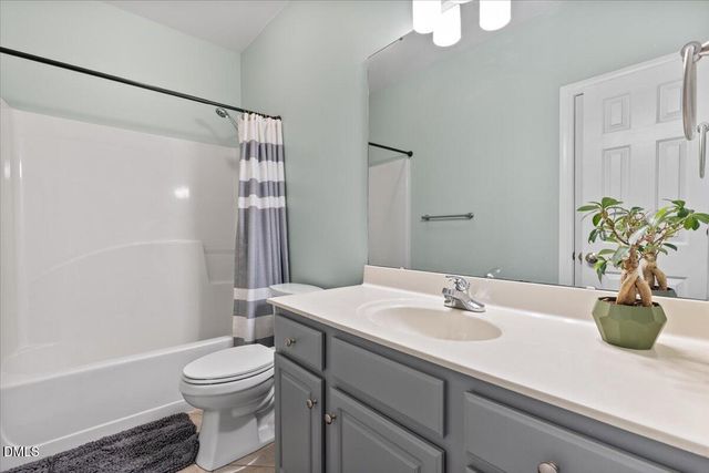 176 E Silverado Court, Kenly, NC 27542